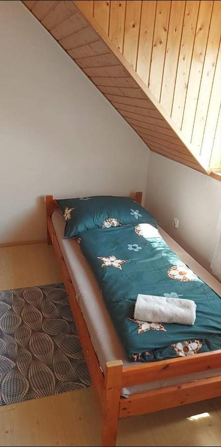Visszavar-Lak Privat Berlemeny Badacsonytomaj Exterior foto